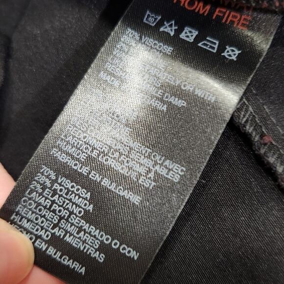 Urban Outfitters Bengaline Square Neck Cropped Top 3/4 Sleeve Black Size Small - Picture 7 of 8